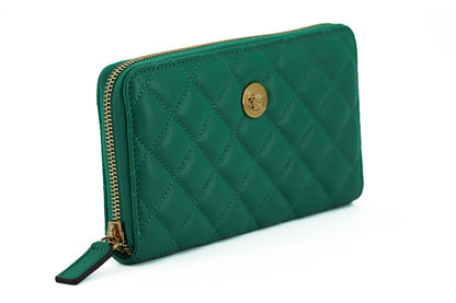 Elegant Quilted Leather Zip Wallet